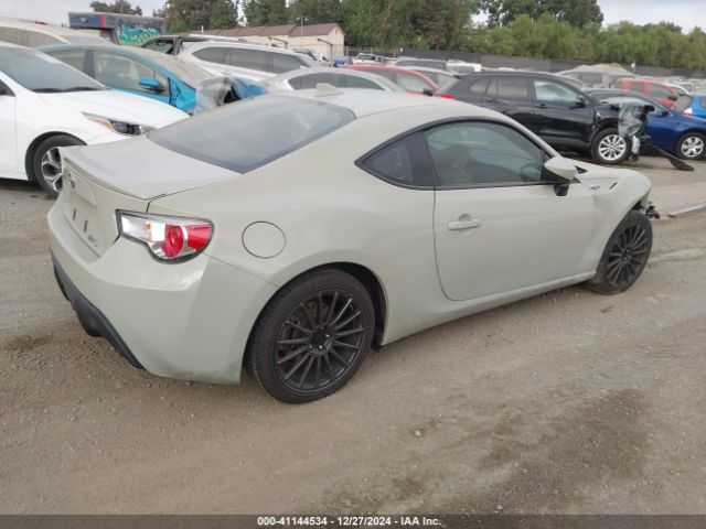 JF1ZNAA18G8706852 Scion Fr-s Release Series 2.0