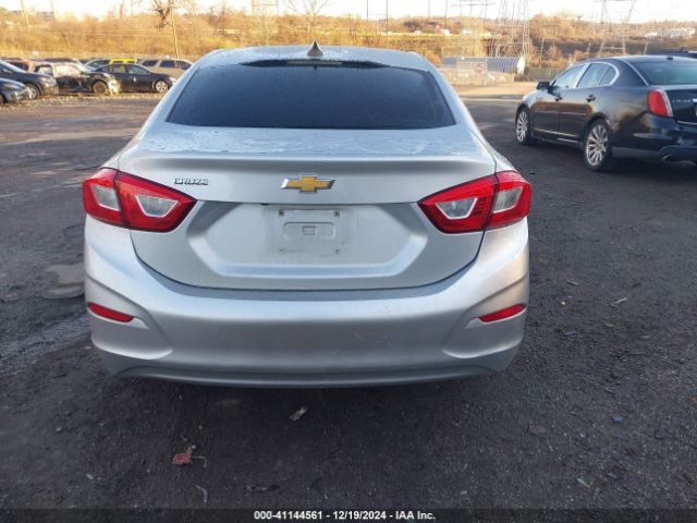 1G1BC5SM8J7207329 Chevrolet Cruze Ls Auto