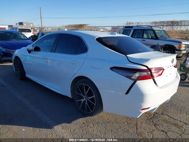 Toyota CAMRY SE 2022 4T1G11AK7NU636489 Image 3