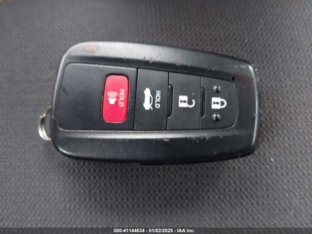 JTDVPMAE4MJ142225 Toyota COROLLA LE