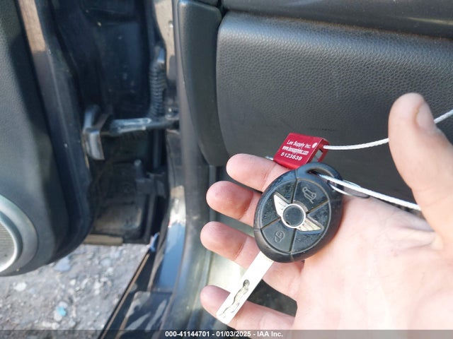 2006 MINI COOPER S WMWRE33546TJ34712 Photo 10