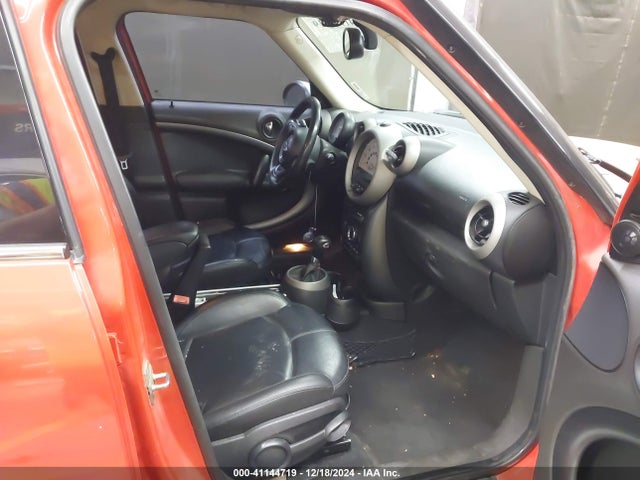 2011 MINI COOPER S COUNTRYMAN WMWZC3C54BWL80223 Photo 4