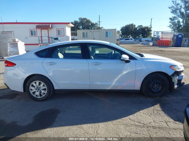 3FA6P0G70LR261616 Ford FUSION S