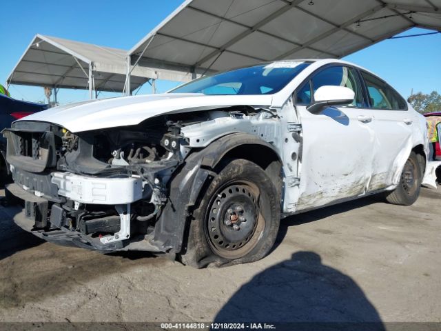 3FA6P0G70LR261616 Ford FUSION S