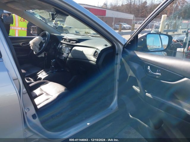 5N1AT2MT6KC761902 Nissan Rogue Sl