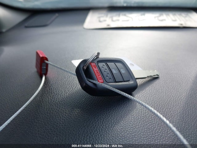 Honda FIT LX 2019 3HGGK5H48KM723075 Image 11