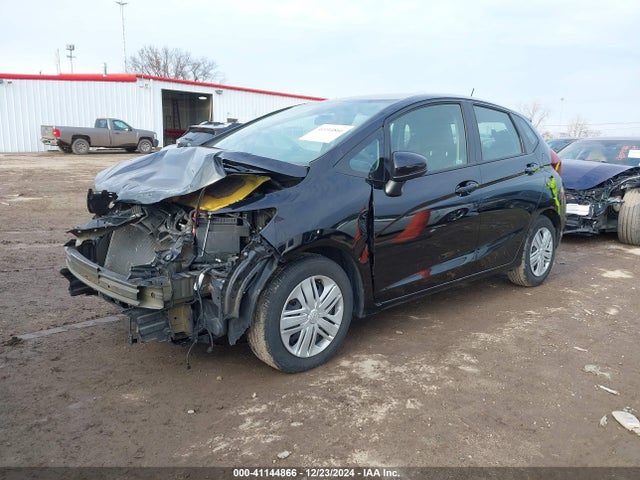Honda FIT LX 2019 3HGGK5H48KM723075 Image 2