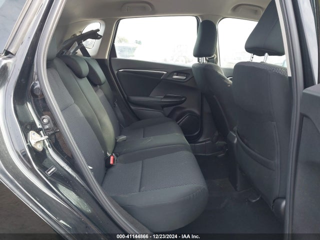 Honda FIT LX 2019 3HGGK5H48KM723075 Image 8