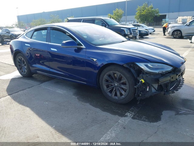 2018 TESLA MODEL S 5YJSA1E26JF295615 Photo 0