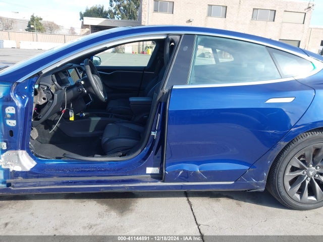Tesla Model S 100d/75d/p100d 2018 5YJSA1E26JF295615 Image 15