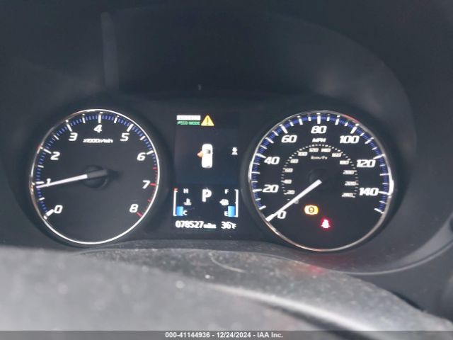 JA4AZ3A32KZ013667 Mitsubishi Outlander Se