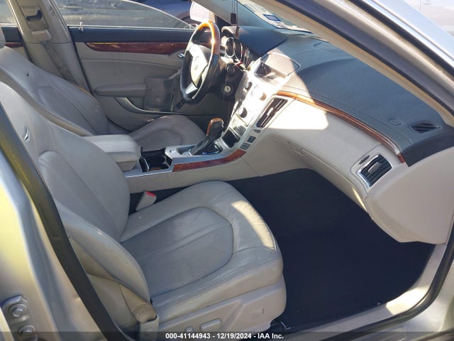 2011 CADILLAC CTS 1G6DF5EY5B0117042 Photo 4