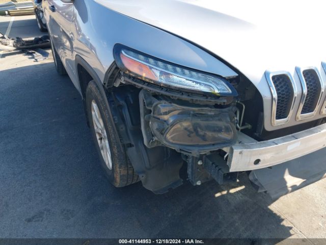 1C4PJMAB3GW253663 Jeep Cherokee Sport