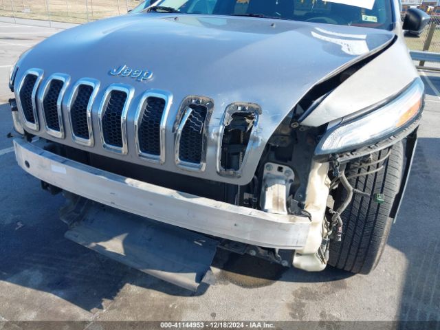 1C4PJMAB3GW253663 Jeep Cherokee Sport