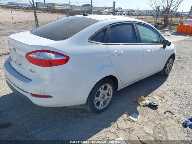 Ford FIESTA SE 2015 3FADP4BJ1FM129323 Image 4
