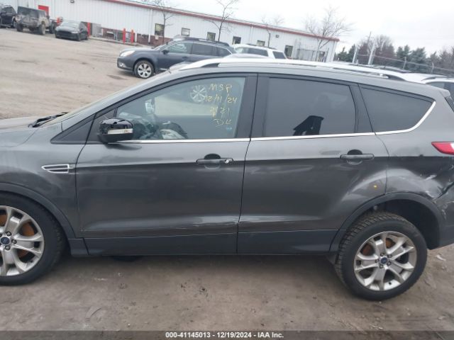 1FMCU0J98FUC22121 Ford Escape Titanium