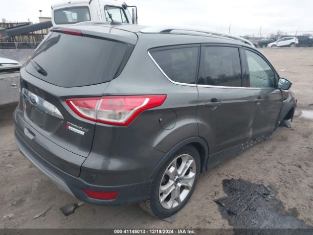 1FMCU0J98FUC22121 Ford Escape Titanium