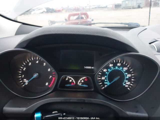 1FMCU0J98FUC22121 Ford Escape Titanium