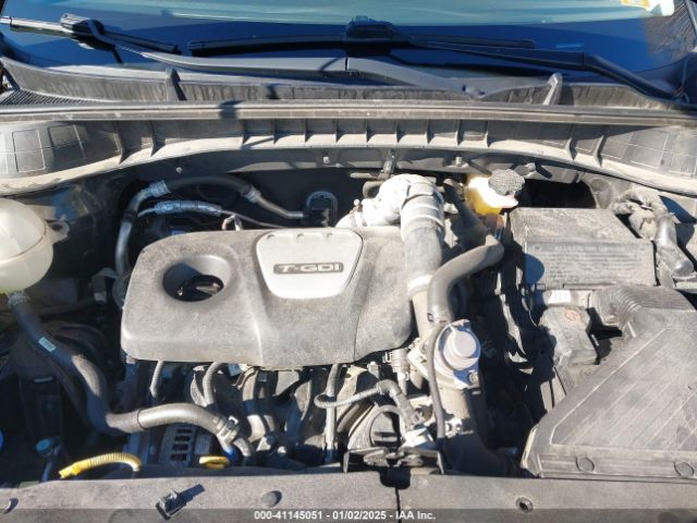 KM8J33A24HU551285 Hyundai Tucson Sport