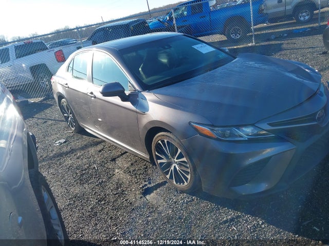 4T1B11HK9JU071852 Toyota CAMRY SE