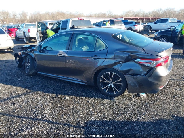 4T1B11HK9JU071852 Toyota CAMRY SE
