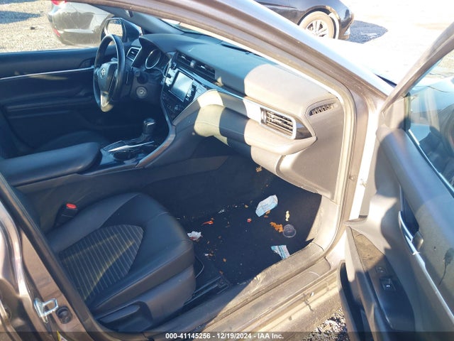 4T1B11HK9JU071852 Toyota CAMRY SE