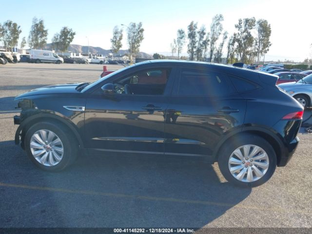 SADFP2FX7J1Z32637 Jaguar E-PACE SE