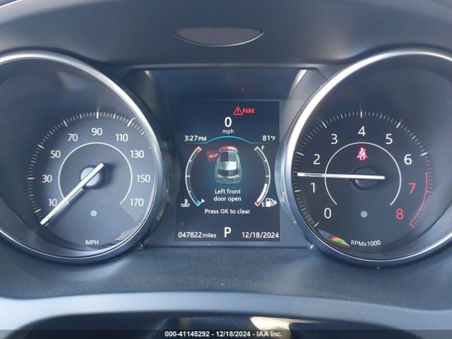 SADFP2FX7J1Z32637 Jaguar E-PACE SE
