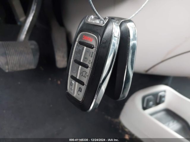 2C4RC1BG8HR642160 Chrysler Pacifica Touring-l