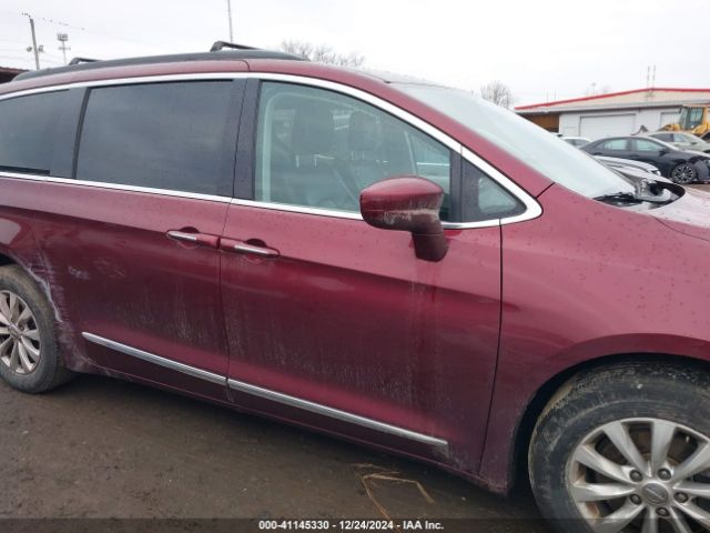 2C4RC1BG8HR642160 Chrysler Pacifica Touring-l