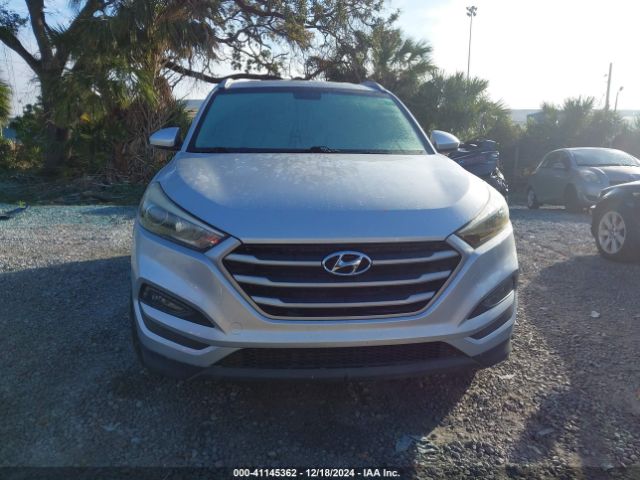 KM8J3CA40JU736344 Hyundai TUCSON SEL