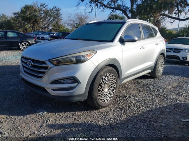 KM8J3CA40JU736344 Hyundai TUCSON SEL