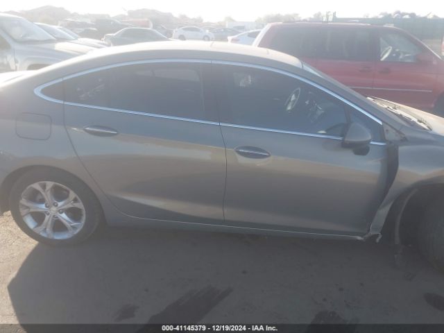 1G1BF5SM0H7154031 Chevrolet Cruze Premier Auto