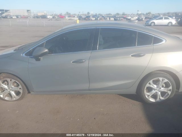 1G1BF5SM0H7154031 Chevrolet Cruze Premier Auto