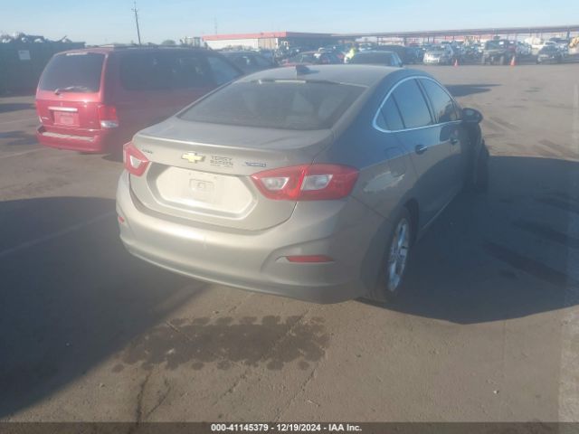 1G1BF5SM0H7154031 Chevrolet Cruze Premier Auto