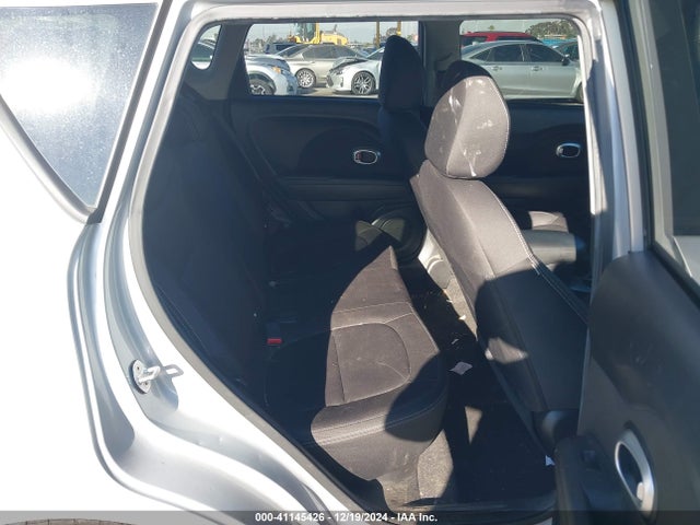 KIA Soul 2016 KNDJN2A27G7872629 Image 8