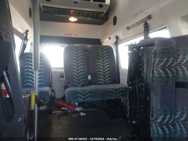 41145432 :رقم المزاد ، 1FTDS34L29DA61924 vin ، 2009 Ford E-350 Super Duty Commercial/recreational مزاد بيع