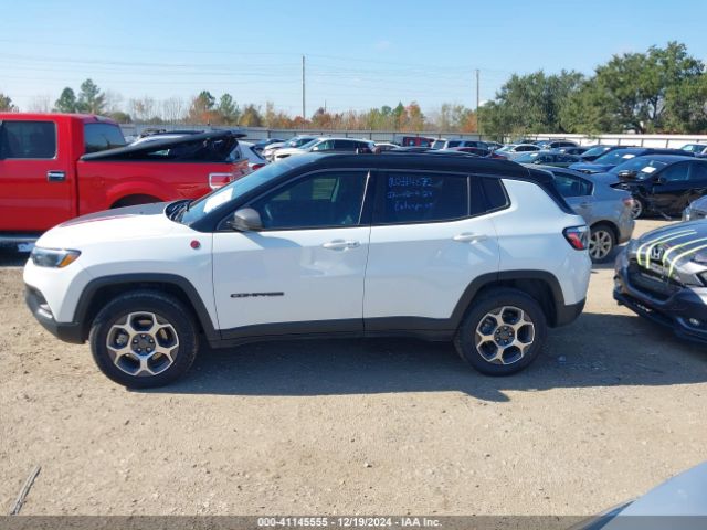 3C4NJDDB8NT175466 Jeep Compass Trailhawk 4x4