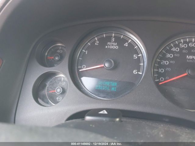 1GNSCJE07ER237366 Chevrolet Suburban 1500 Lt