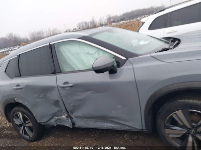 5N1BT3CB9PC798971 Nissan Rogue Sl Intelligent Awd