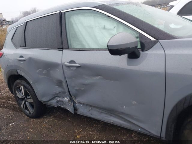 5N1BT3CB9PC798971 Nissan Rogue Sl Intelligent Awd