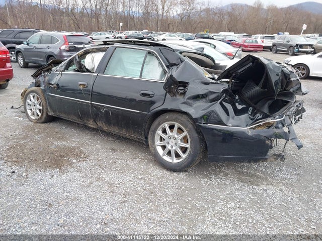 2010 CADILLAC DTS 1G6KD5EY0AU138126 Photo 2
