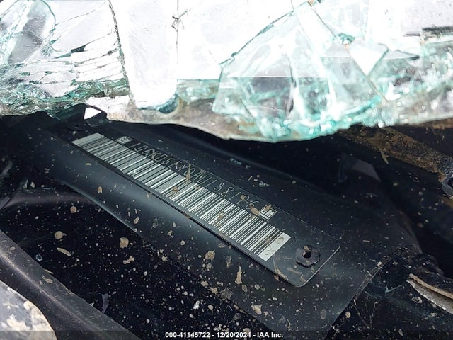 2010 CADILLAC DTS 1G6KD5EY0AU138126 Photo 8