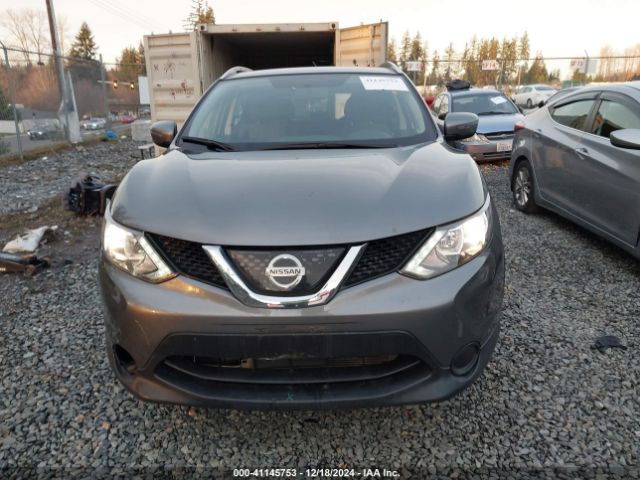 JN1BJ1CR8JW257852 Nissan Rogue Sport Sv
