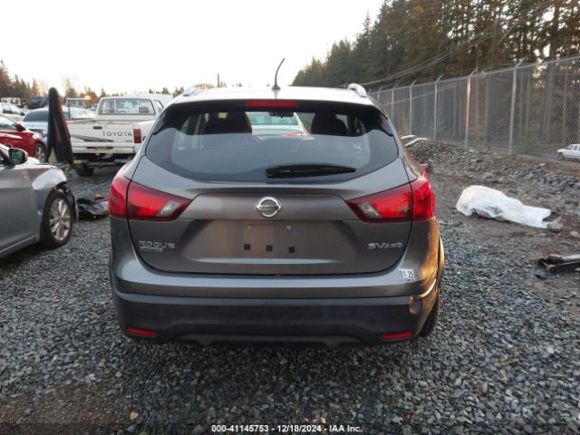 JN1BJ1CR8JW257852 Nissan Rogue Sport Sv
