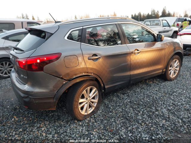 JN1BJ1CR8JW257852 Nissan Rogue Sport Sv