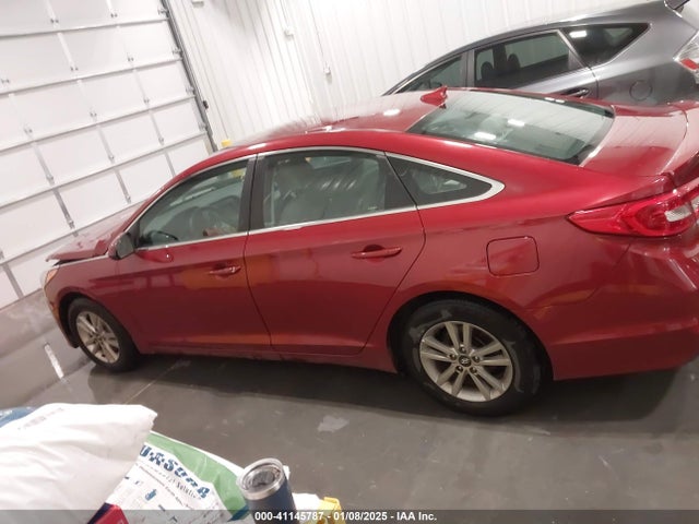 Hyundai SONATA SE 2016 5NPE24AF0GH349781 Image 14