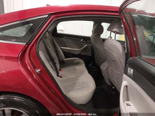 Hyundai SONATA SE 2016 5NPE24AF0GH349781 Image 8