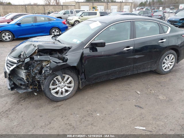 Nissan Altima 2.5 S 2015 1N4AL3AP2FN400975 Image 2