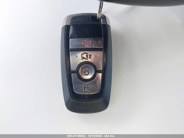 Ford FUSION SE 2018 3FA6P0H75JR286345 Image 11